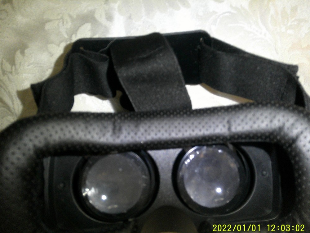 ONN VIRTUAL REALITY SMARTPHONE HEADSET NEVER USED