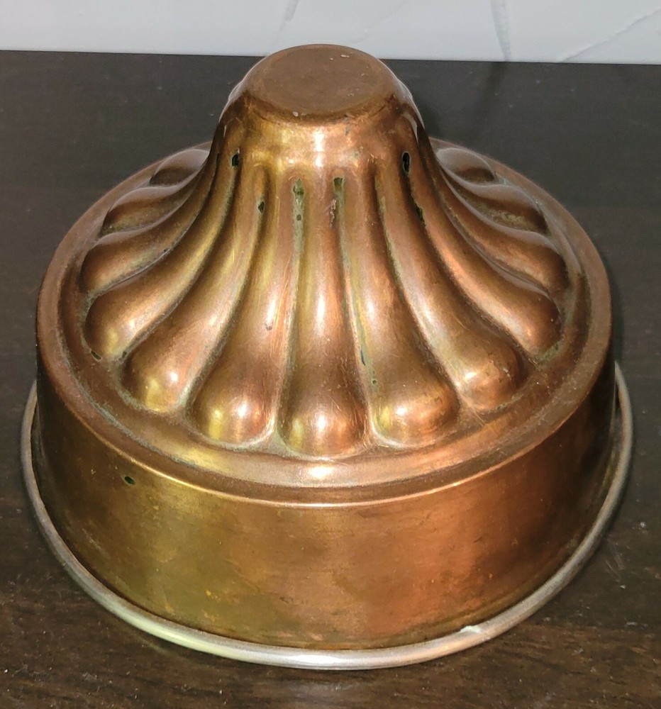 Vintage Copper Mold 6" Diameter 3.75" Tall
