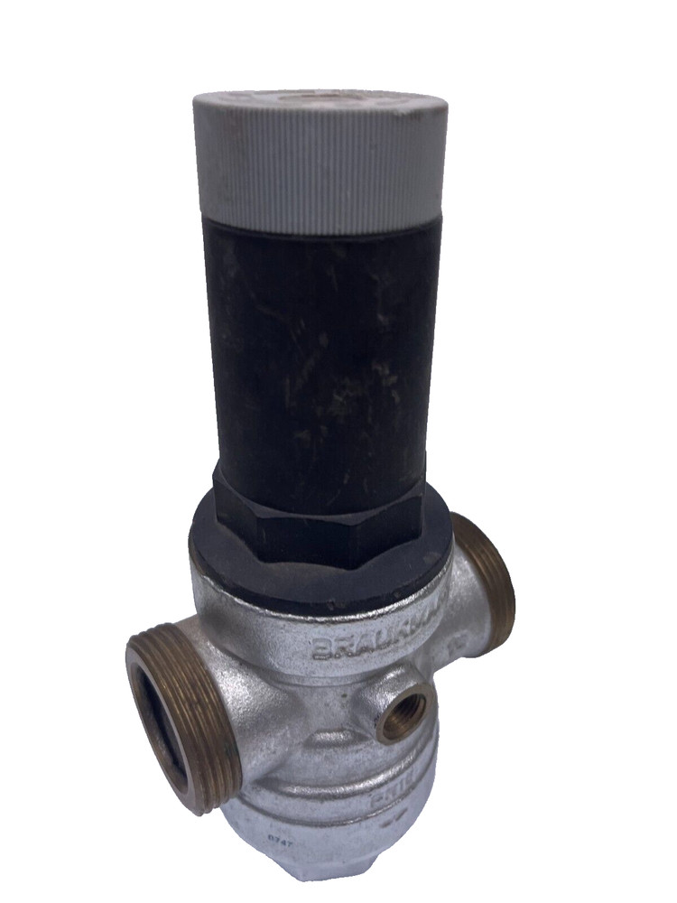 D06FI-11/4B Braukmann D06FI WATER PRESSURE REDUCING VALVE 1-1/4"