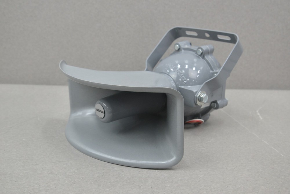 Valcom V-1039A 7W/1 Way Explosion Proof Paging Horn/Amplifier Assembly & Bracket