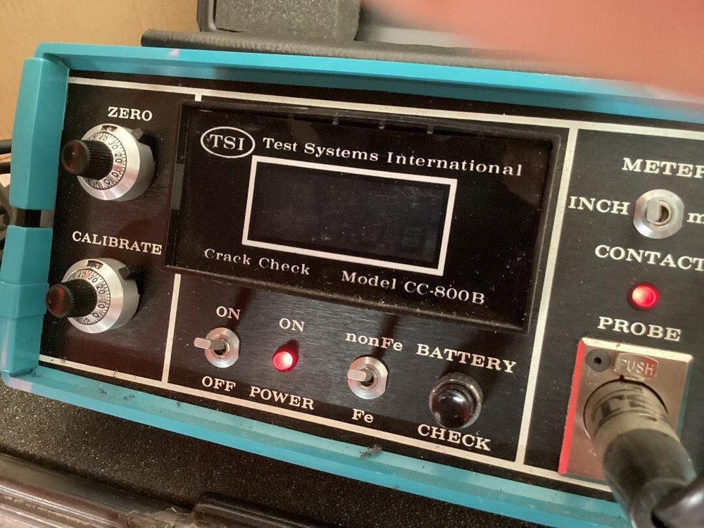 TSI CC-800B Crack Check With Probes