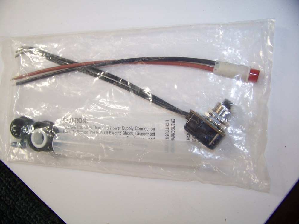 Hubbell Lighting Cautio Indicator Light New