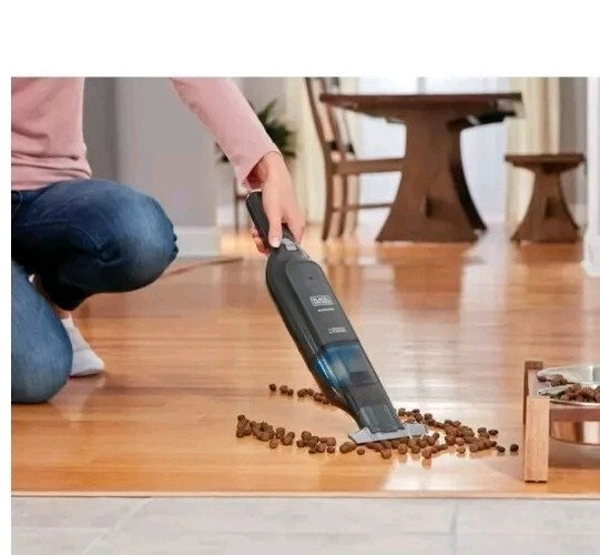 BLACK+DECKER Slim Dustbuster Advancedclean - HLVC320B01