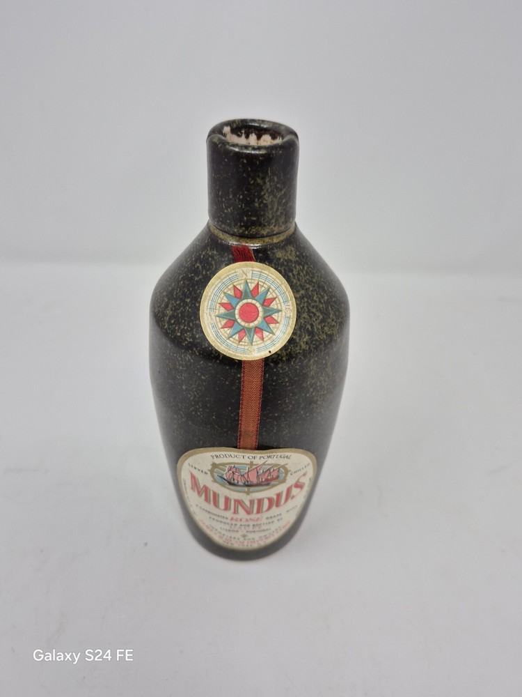 Mundus Bottle