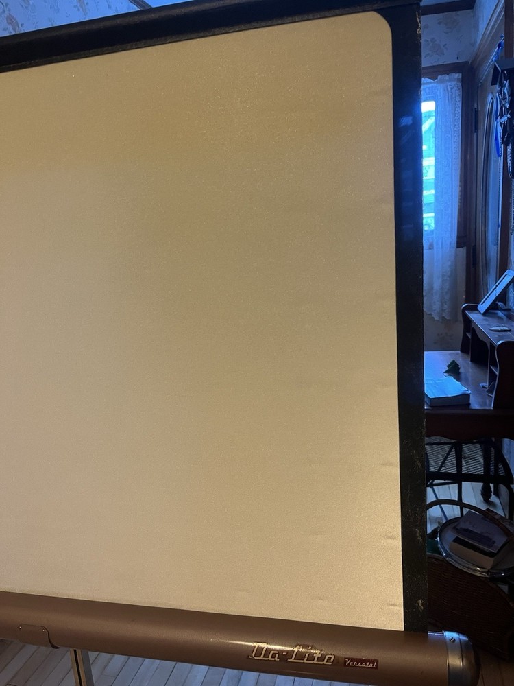 Da Lite White Magic Projector Screen 49" x 33" 1950s in Original Box