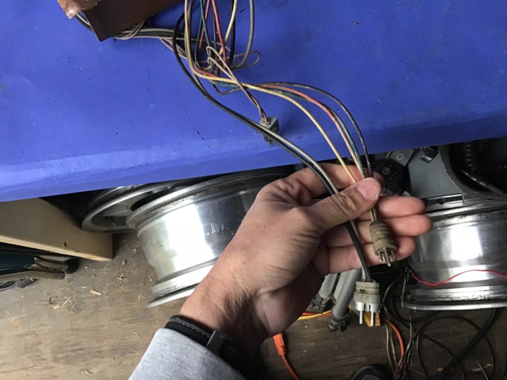 Old Unknown Maker Tube Preamp From Console ? Stereo Needs Restoration
