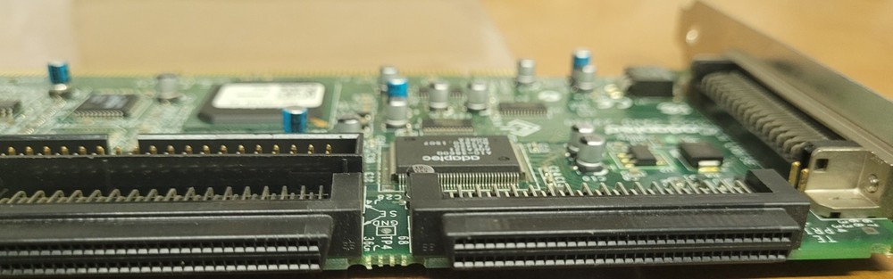 Adaptec SCSI Adapter Card 29160 LVD/SE