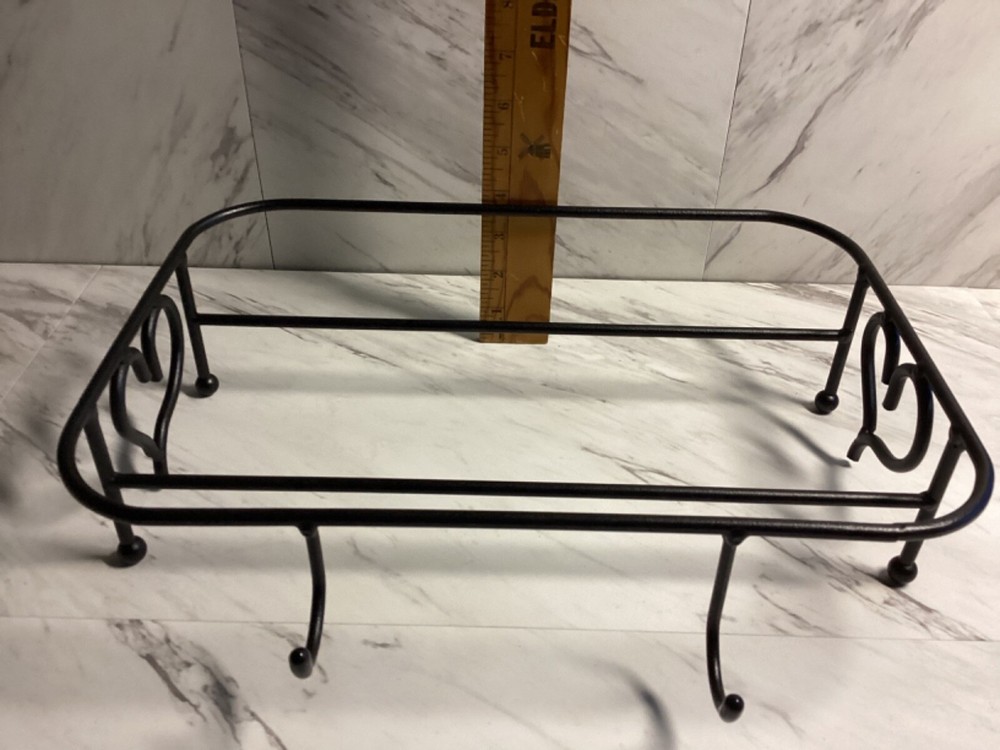 Basket or Casserole Dish Holder