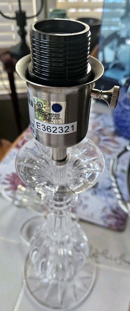 "Laura Ashley" Acrylic Clear Crystal Table Lamp EUC