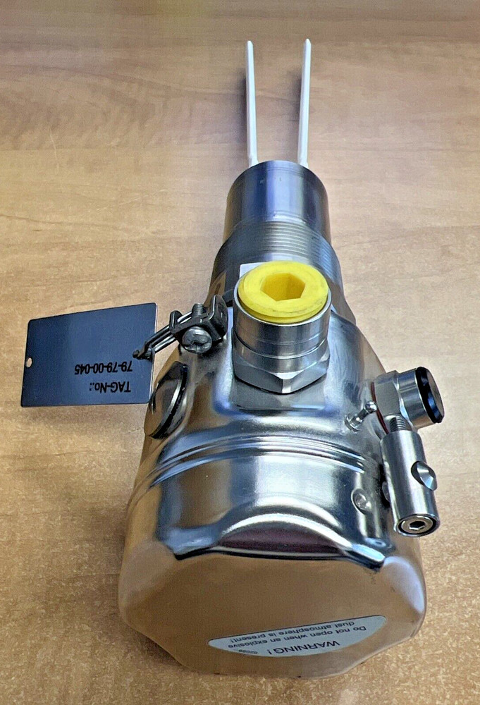Endress + Hauser FTM50-DGJAA4A73AA Vibronic Point Level Detection Soliphant