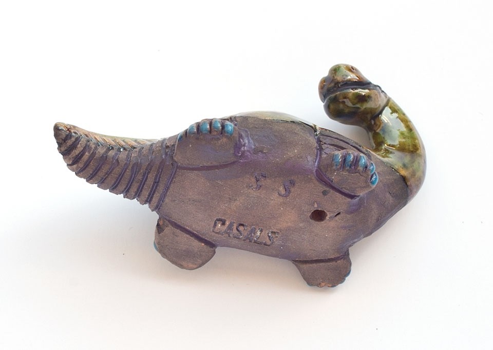 CASALS PERUVIAN TERRACOTTA DINOSAUR FIGURINE