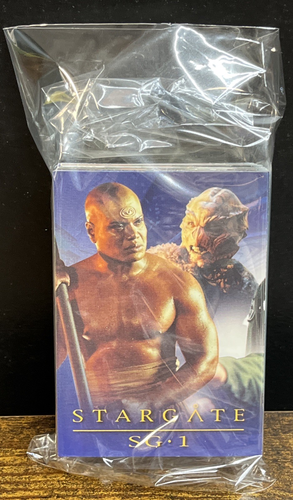 20012Rittenhouse STARGATE SG-1   SEASON 4  Base Set 72 Cards