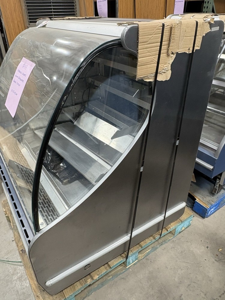 Structural Concepts Encore Refrigerated Bakery Display Curved Glass 2 Shelves