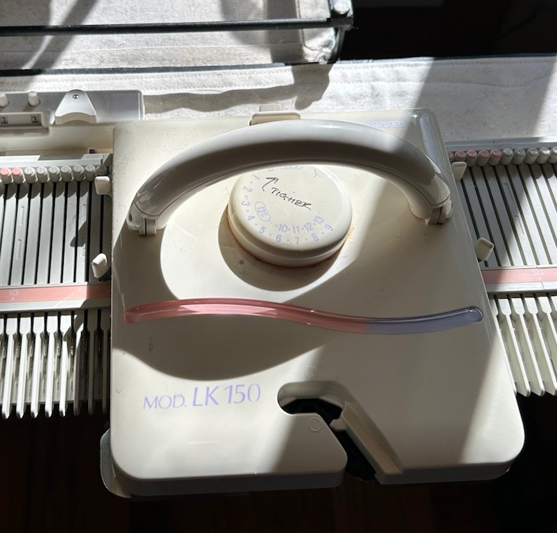 Knitting Machine Silver Reed LK150