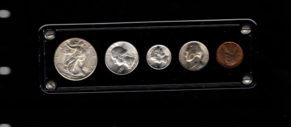 1945 D- UNC Mint Set