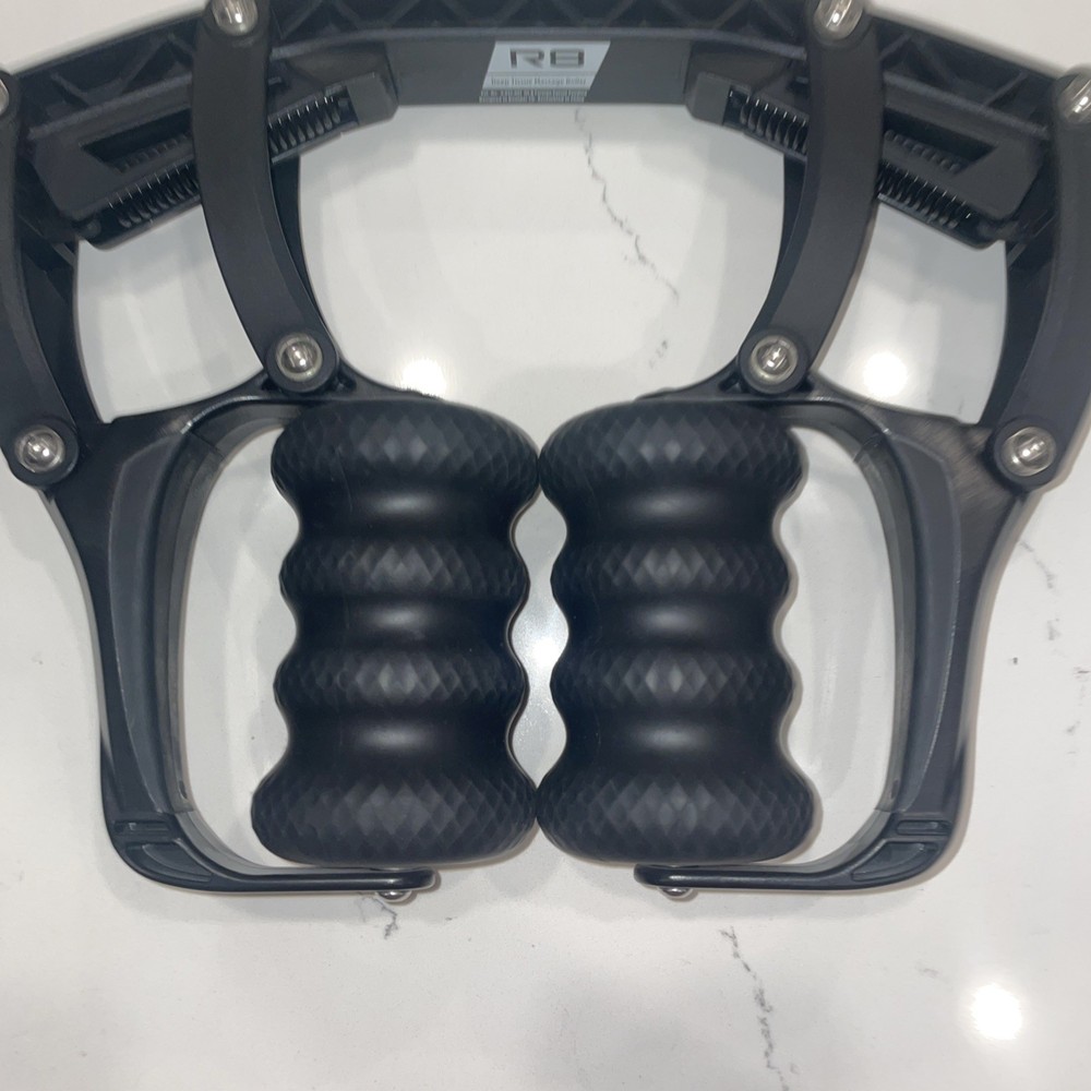 R8 Roll Recovery PLUS™ DEEP TISSUE MASSAGE TOOL
