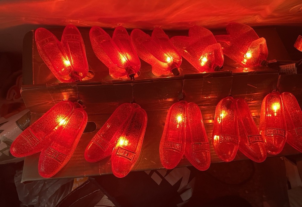 Kurt Adler Wizard Of Oz Ruby Slippers 10 Light Set ~ New!