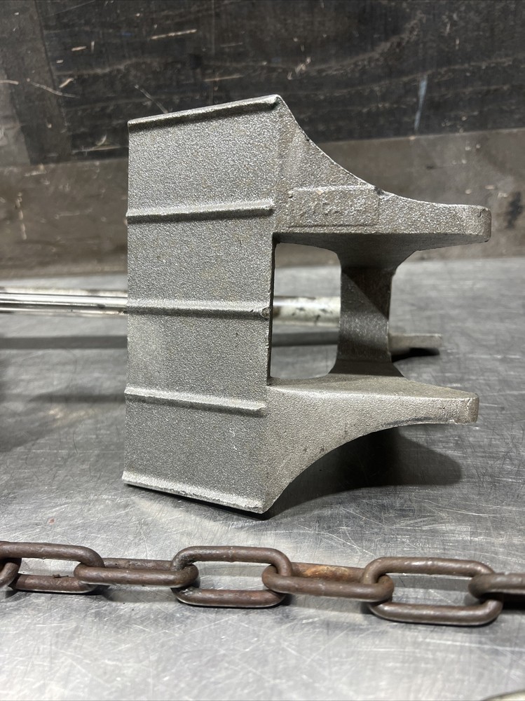 Sycat Canada Ground Cluster Bar For Pole Mounting Used Surplu