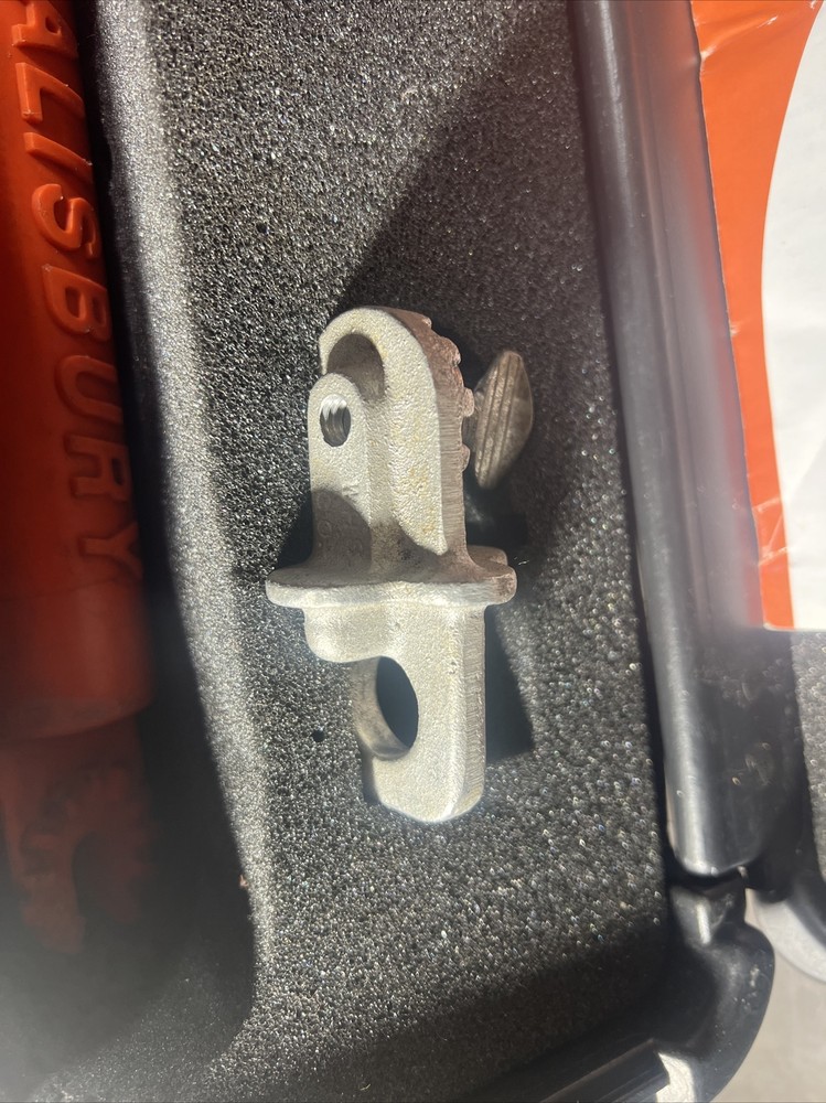 SALISBURY Model WHSCO 4344 Audio Visual AC VOLTAGE DETECTOR. Our #4