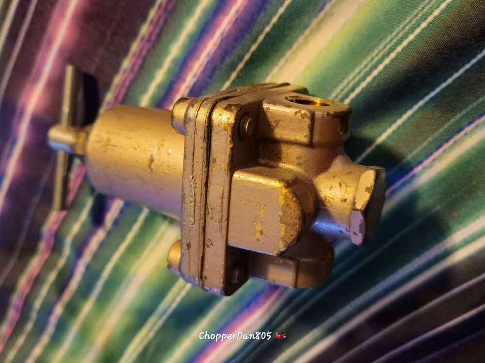 Watts 1/8" 26A Water Pressure Regulator Valve