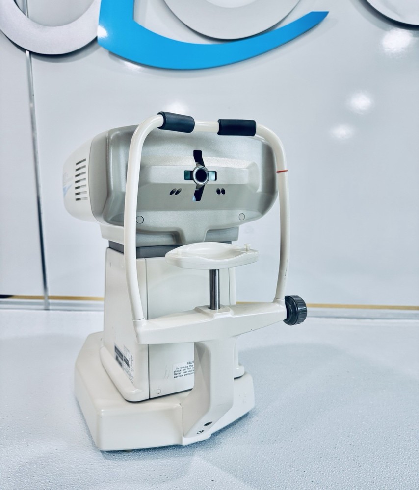 NIDEK ARK-760A AUTO REF/KERATOMETER