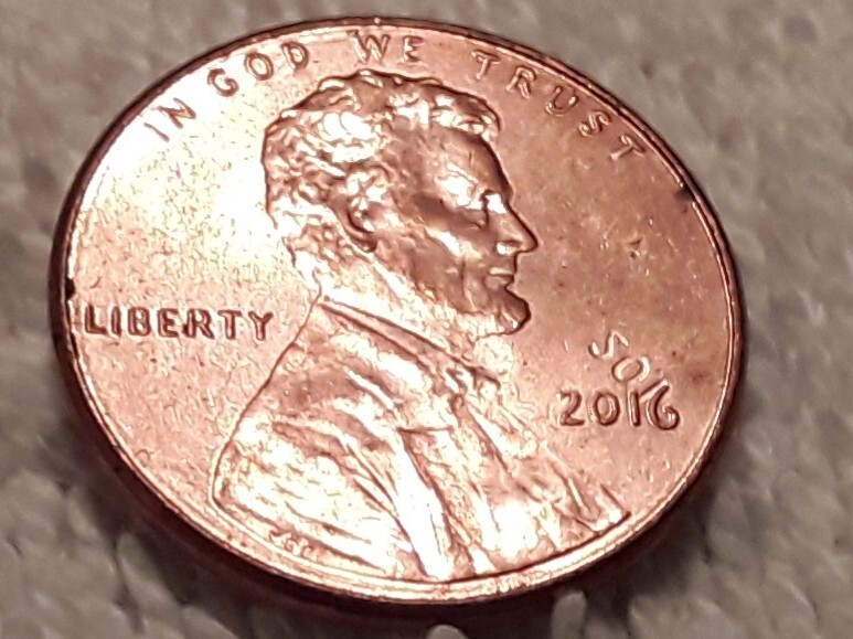 2016 Lincoln Cent Penny Error Miss Strike? EC011