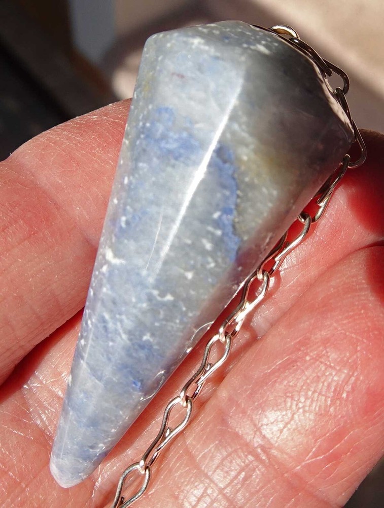 Blue Quartz Pendulum (Dumortierite) p20