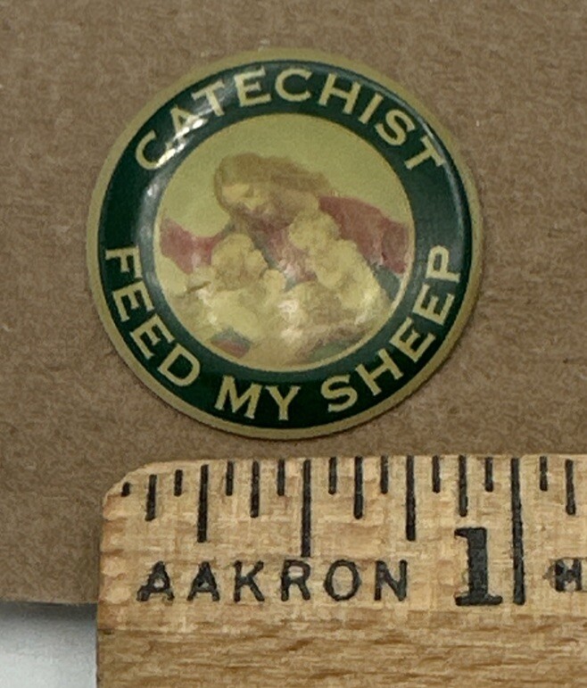 Catechist "Feed my Sheep" Round Lapel Hat Tie Pin