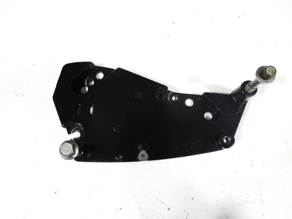 807962A10 Mercruiser Alpha/Bravo Shift Cable Bracket