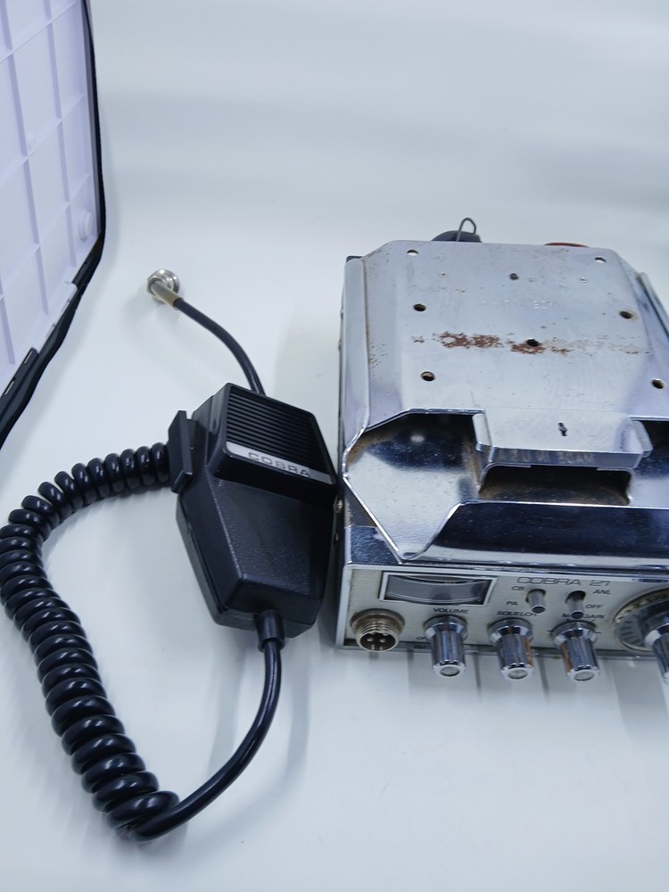 Cobra 21 CB Radio Transceiver with Mic Untested