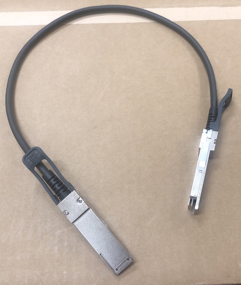 Cisco Meraki Stacking Cable 40Gbe 600-22120-A