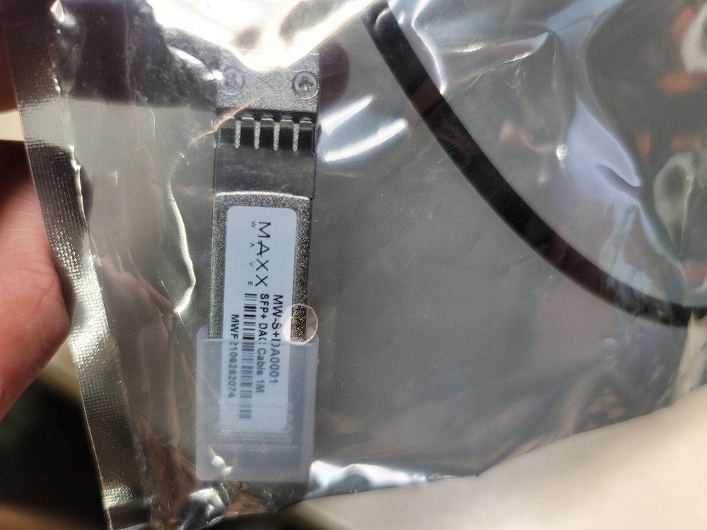 Maxxwave SFP+ Passive Direct Attach Cable (1m) MW-S+DA0001