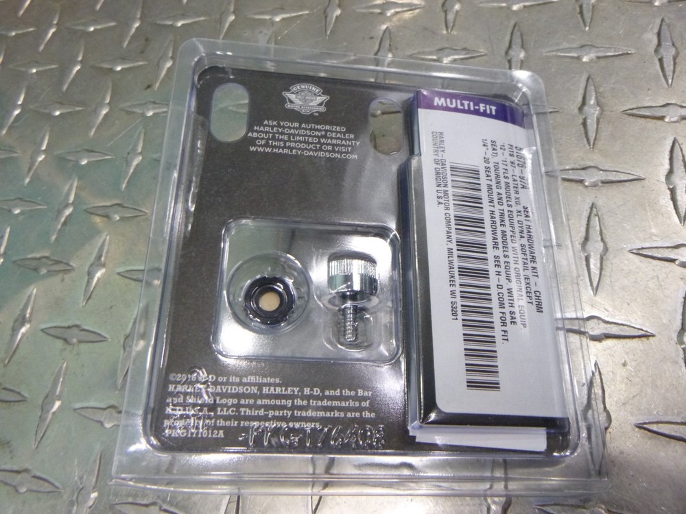 Harley Davidson Quick-Release Seat Hardware Kit 51676-97A