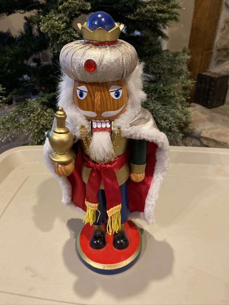 Limited Edition Nutcracker Collection 2004