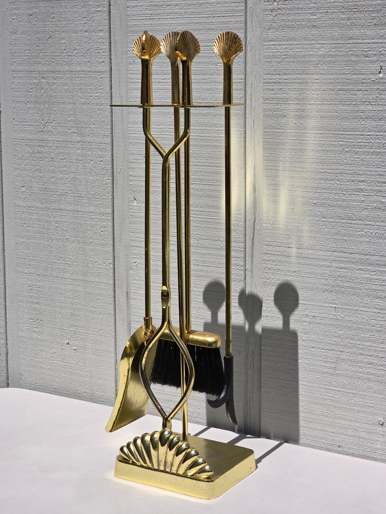 FIREPLACE TOOL SET 5 PIECE VINTAGE Brass Seashell Clam Shell 80’s Art Deco