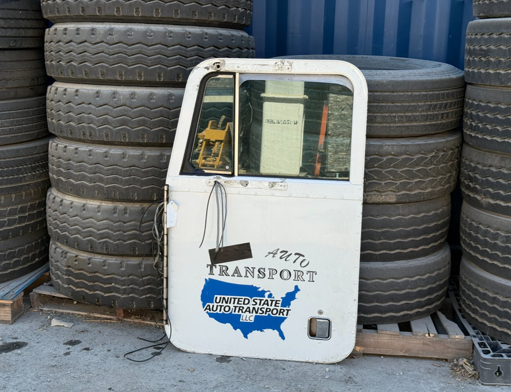 Peterbilt 379 Driver Door Assembly