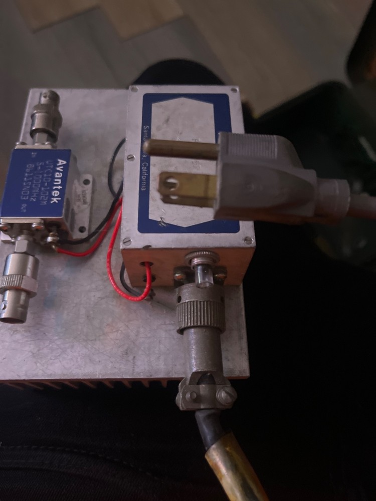 Avantek RF Amplifier UTC10-102m