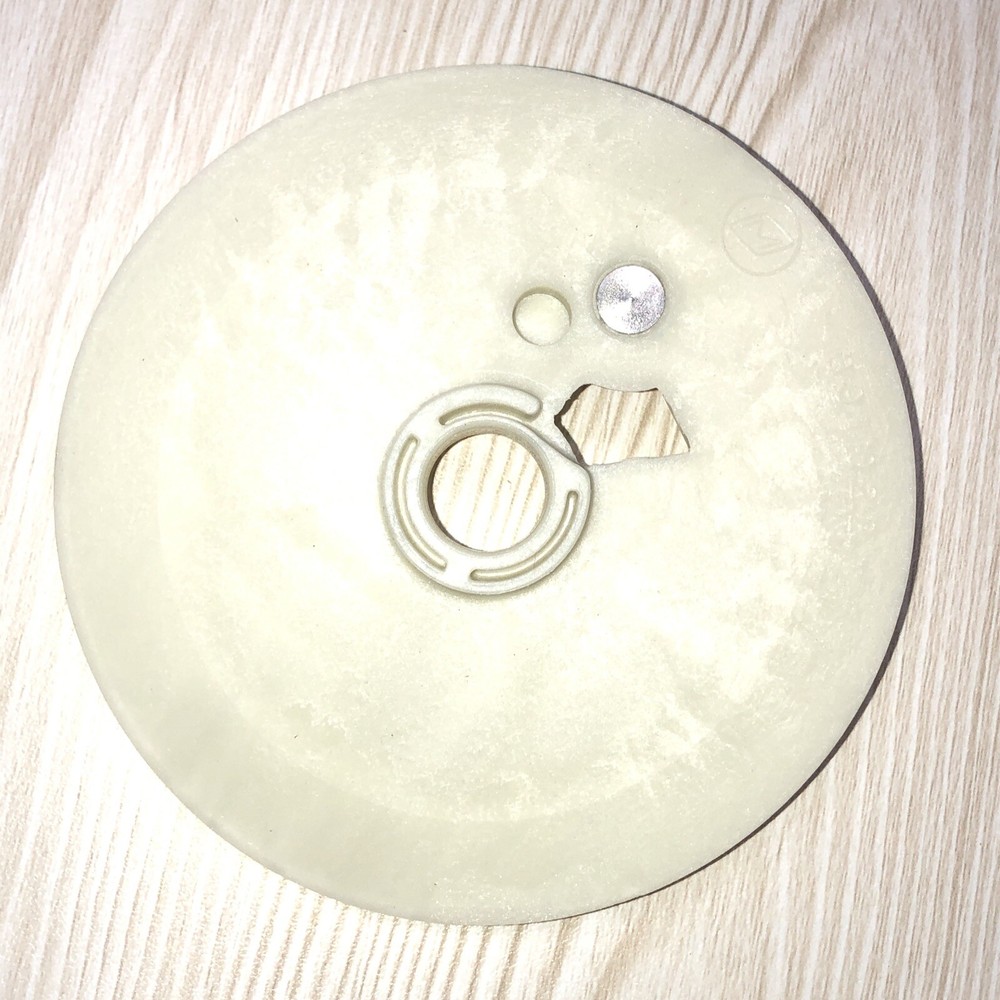 Pulley & Pin Assembly Johnson Evinrude 391022
