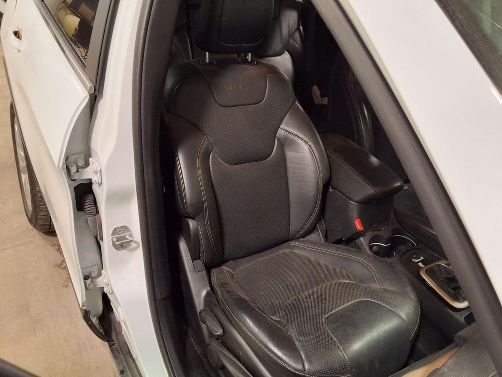 Anti-Lock Brake Part Assembly Includes Module Fits 15 CHEROKEE 1635534