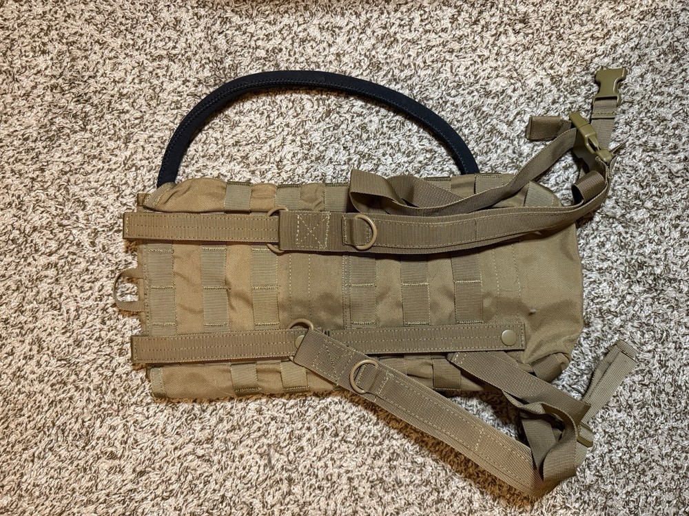 Condor HCB-498 Tactical Hydration Carrier System Coyote Brown