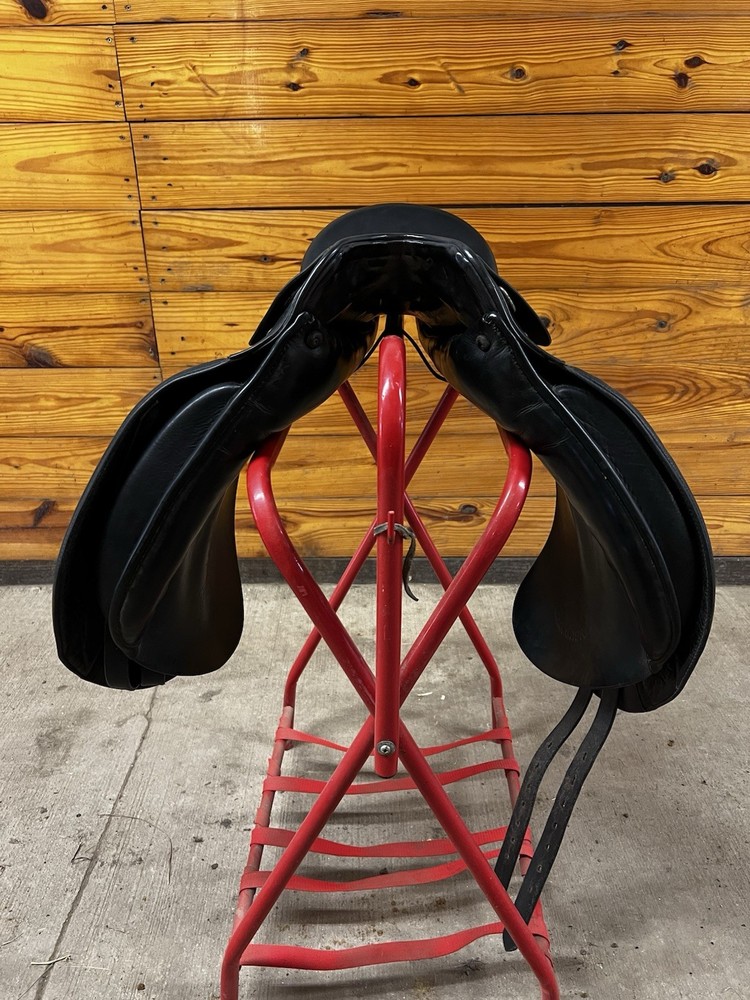 17.5” Black Passier Grand Gilbert Dressage Saddle