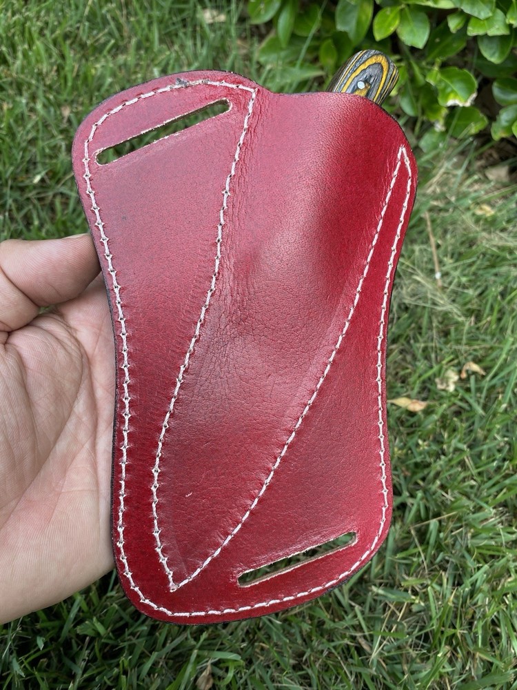 Custom leather sheath for fixed blade knife