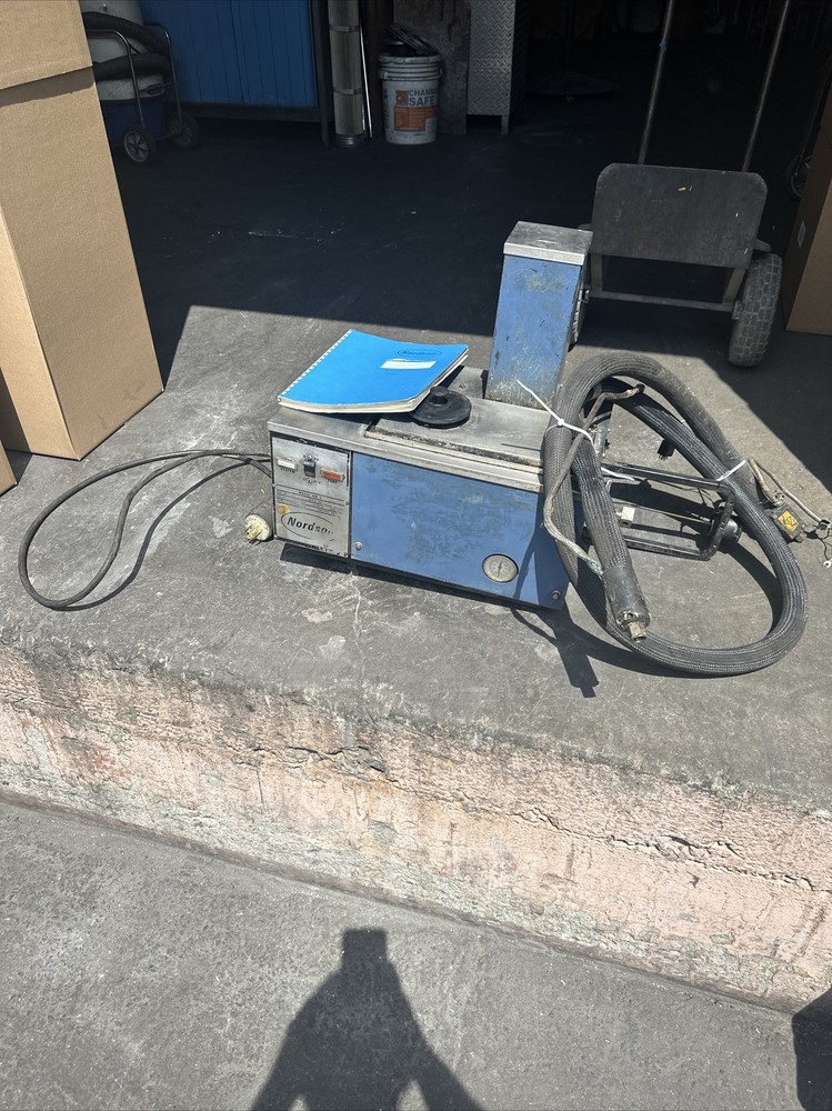 Nordson Hot Melt Machine