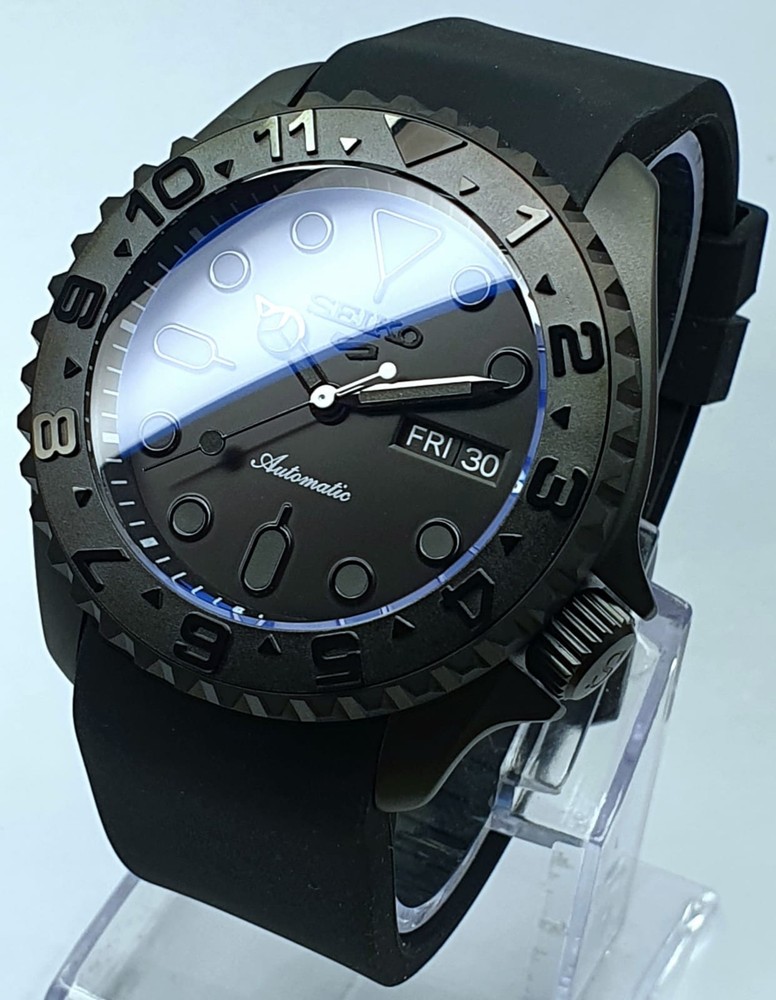 SKX007 Stealth Seiko Automatic Divers Watch