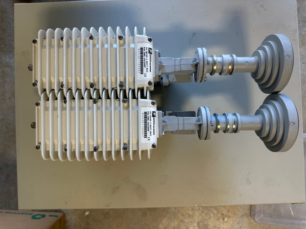 Advantech Satellite Networks / Low-Noise Block downconverter