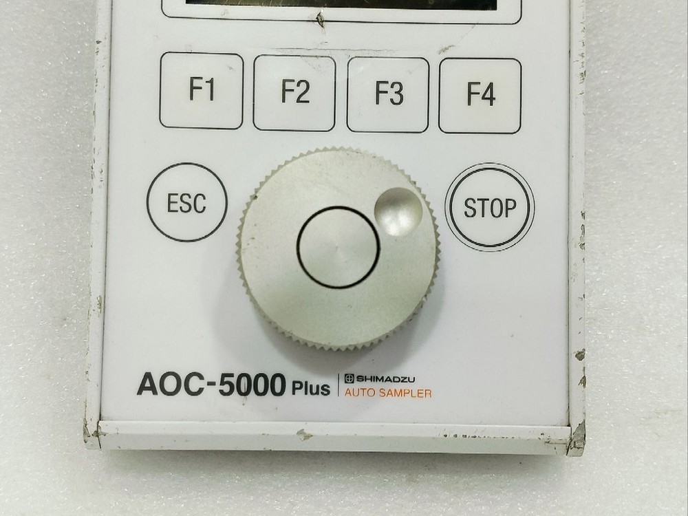 SHIMADZU AOC-5000 PLUS AUTO SAMPLER MB01-02A