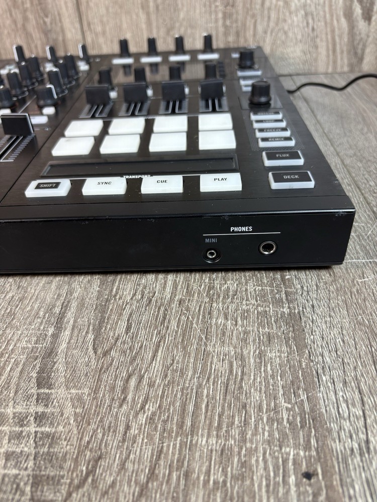 Native Instruments Traktor Kontrol S8 4-channel DJ Controller W/ USB Cable!