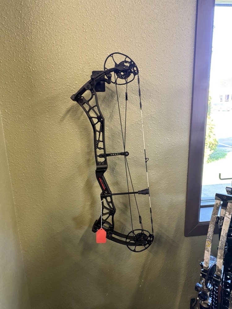 NEW!!!! Darton Archery Consequence 2 Compound Bow Black Archery/Hunting Bow