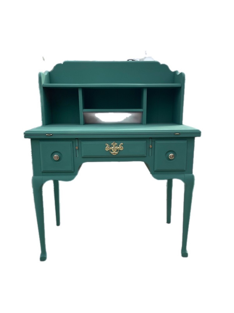 Desk/Vanity