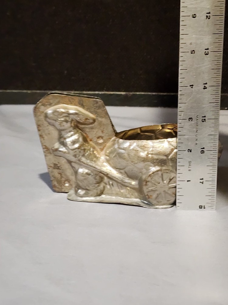 Vintage Tin Chocolate Mold Bunny Pulling Egg Cart 6" READ
